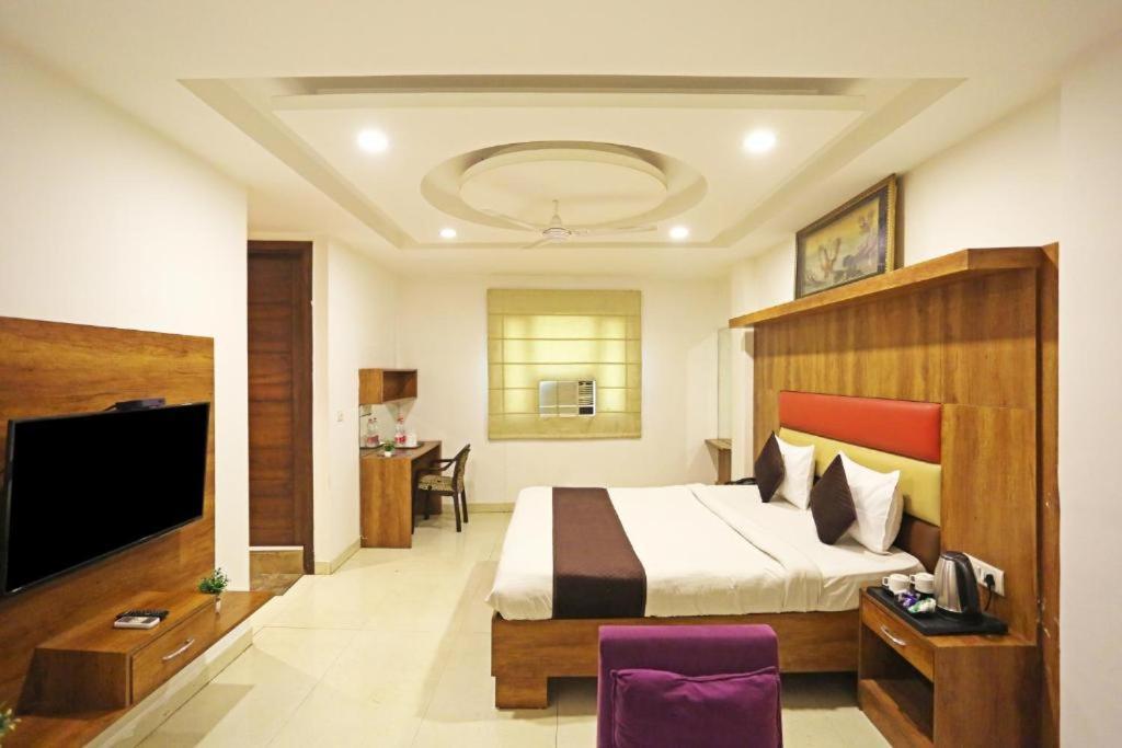 Hotel Urban Luxury Нью-Делі Екстер'єр фото